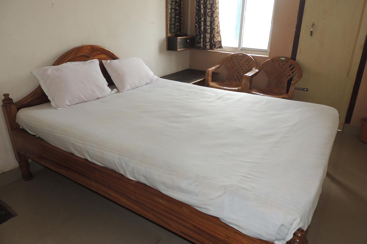 Surya Inn Конарка Экстерьер фото