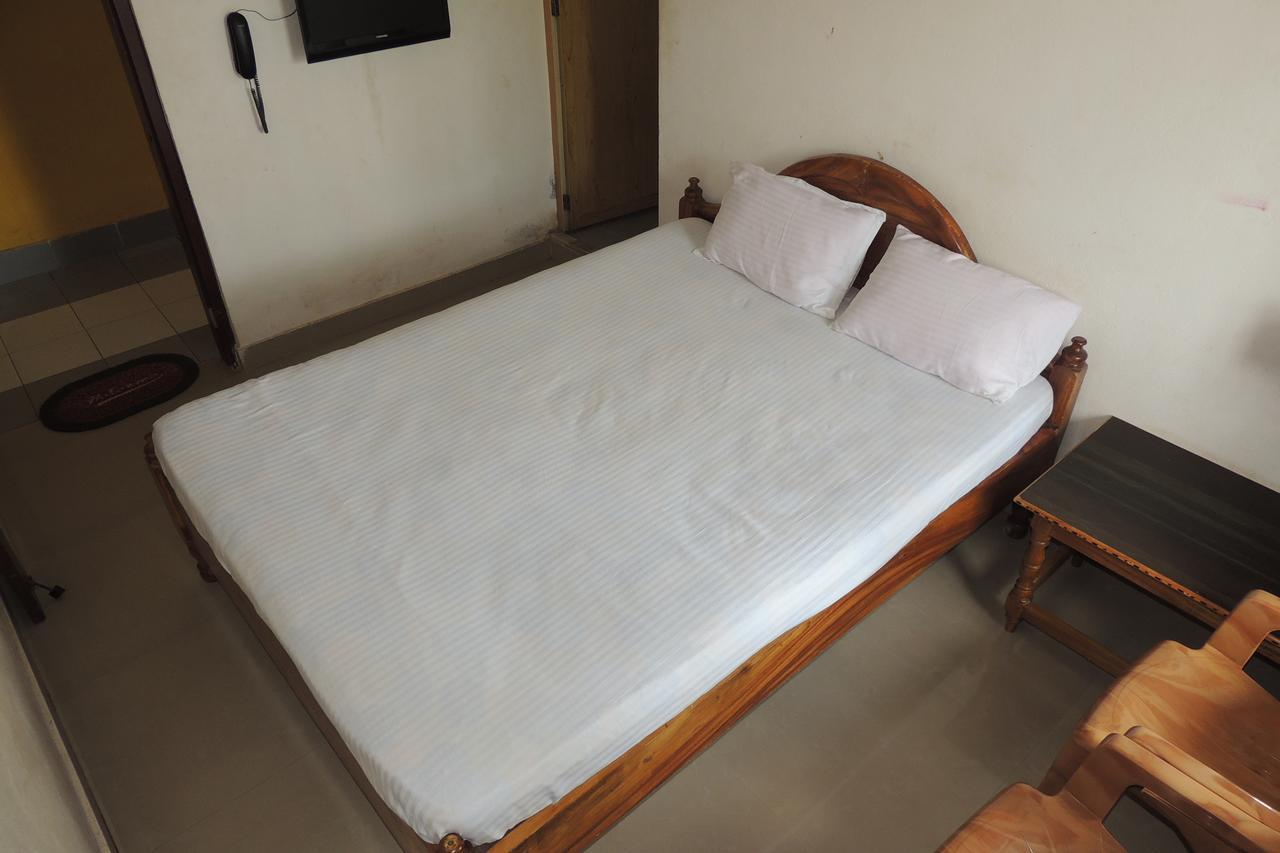 Surya Inn Конарка Экстерьер фото